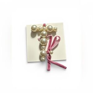 Anthropologie Pearl Golden Monogram Letter “T” Initial Ornament NWT